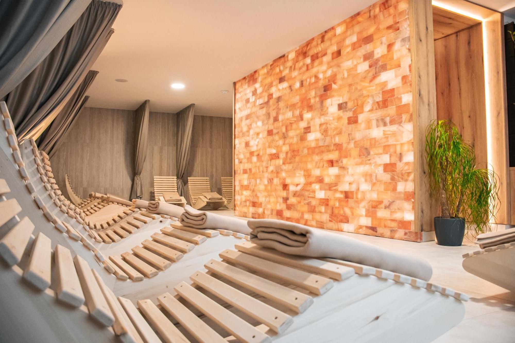 Rm Hotel Wellness & Congress プリエヴィドザ エクステリア 写真