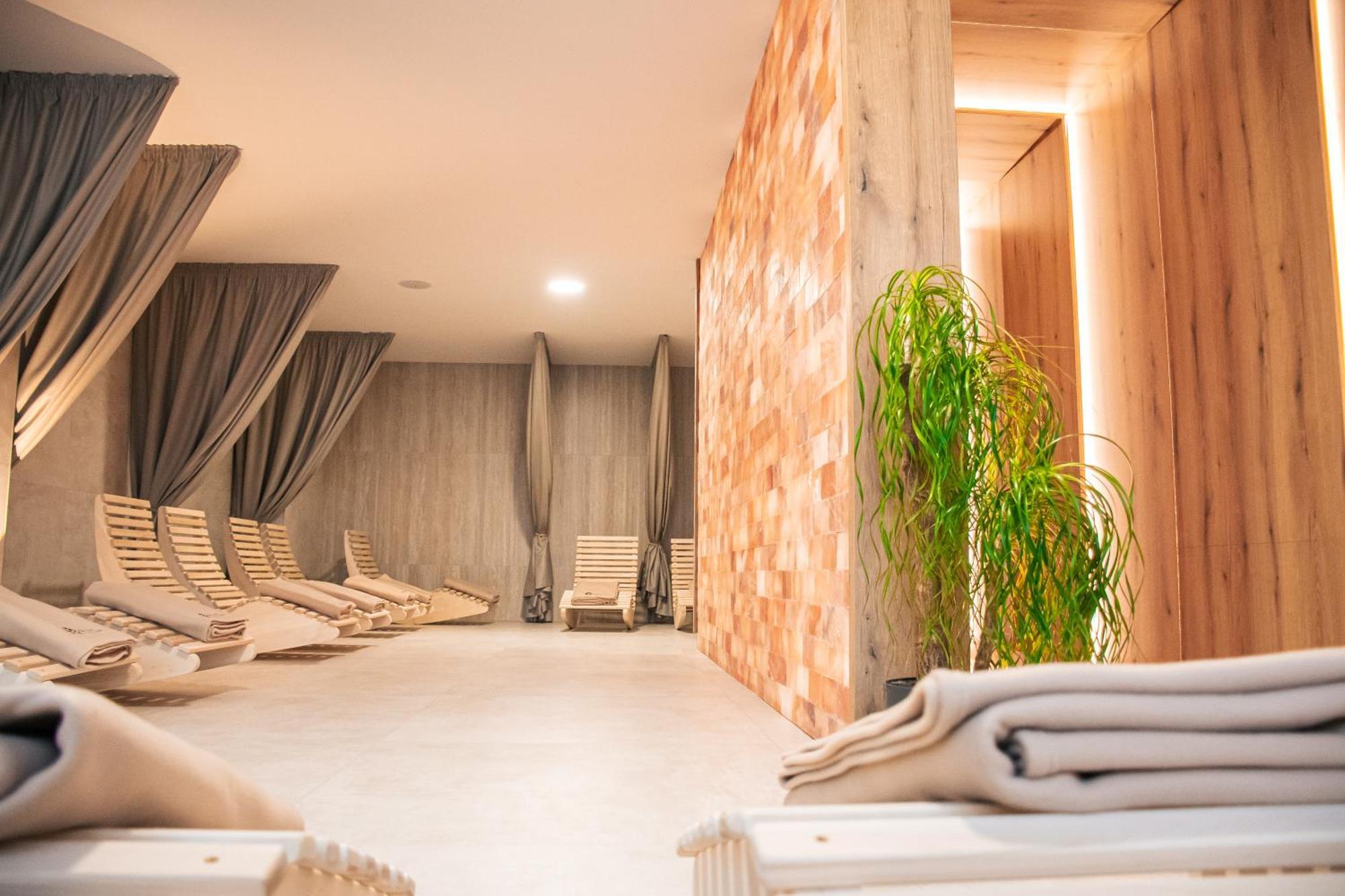 Rm Hotel Wellness & Congress プリエヴィドザ エクステリア 写真